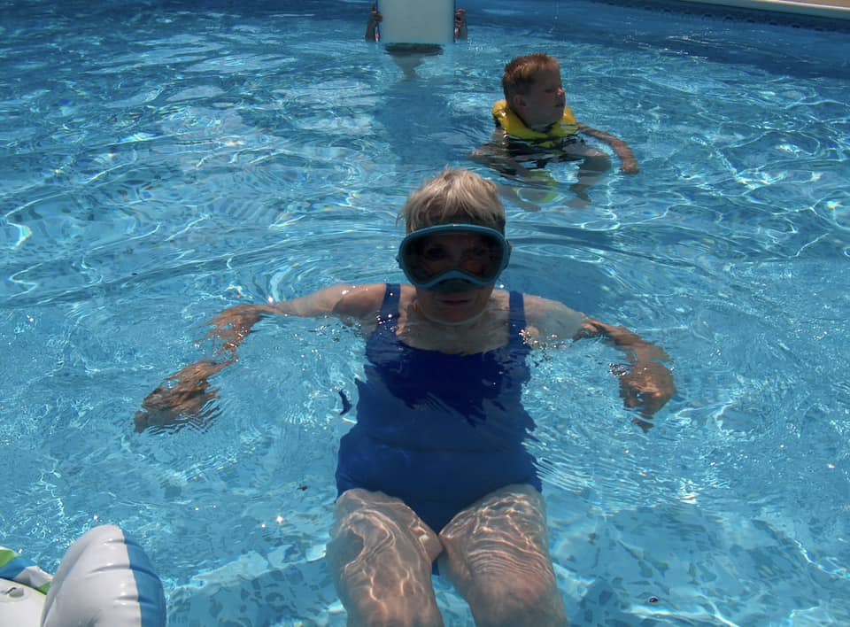 photo: Flo in goggles