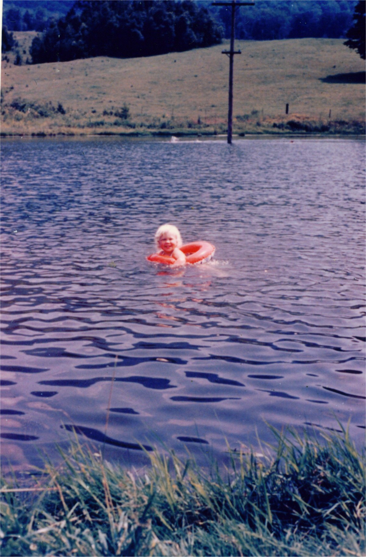 photo: Robin Swimming 1960