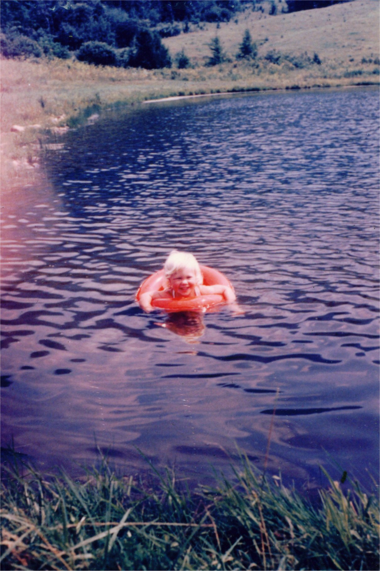 photo: Robin Swimming 1960
